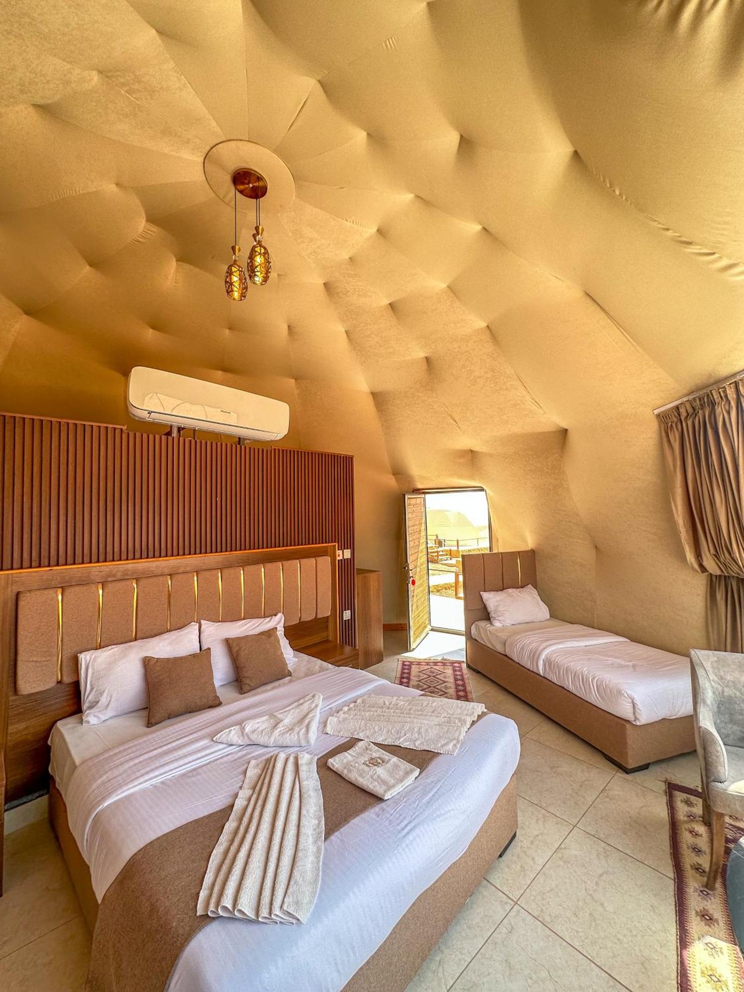 Wadi Rum Sunset Camp Exterior foto